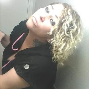 Meet your Posher, Kara